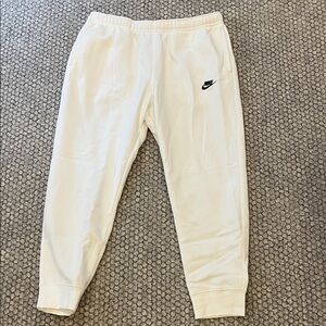 Nike Men’s White Sweatpant Joggers Size XL
